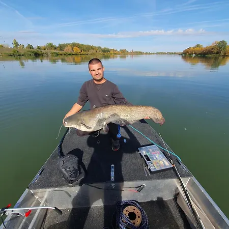 Tiszahalo Haz Tatil Evi